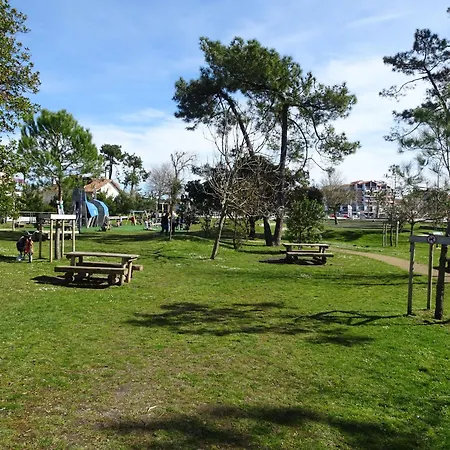 T2 Triangle D'or Avec Parking - Fr-1-239-1100